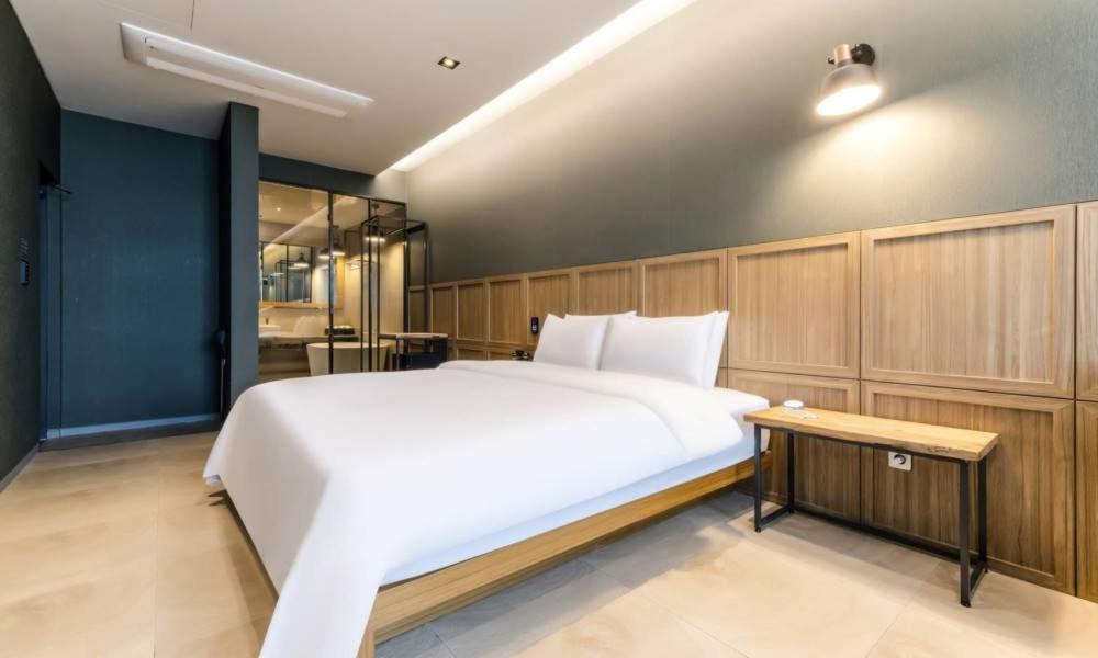 Anseong Nomad Hotel ภายนอก รูปภาพ