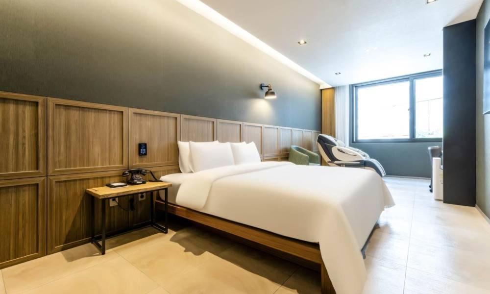 Anseong Nomad Hotel ภายนอก รูปภาพ