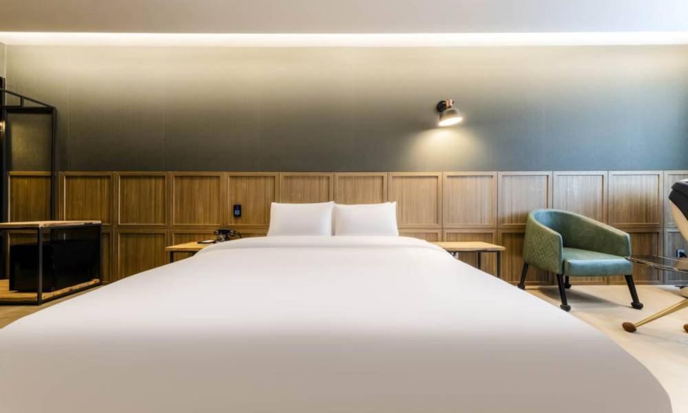 Anseong Nomad Hotel ภายนอก รูปภาพ